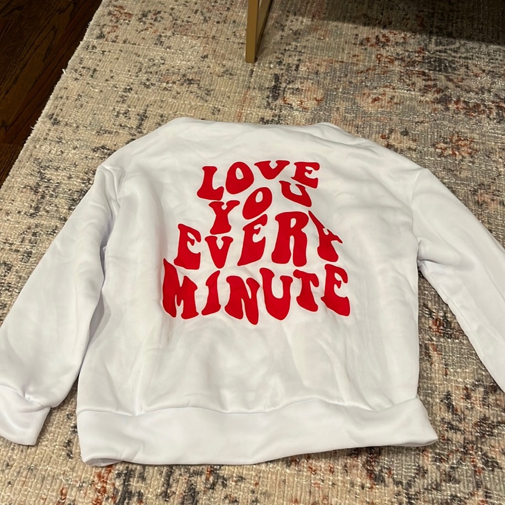 Really cute sweatshirt
